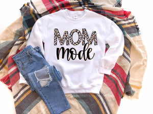 Mom mode T-shirts/ sweaters or hoodies